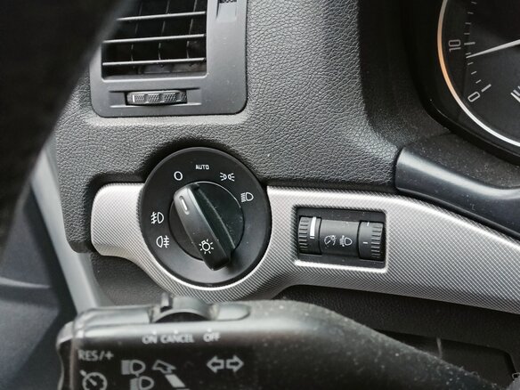 2011 Skoda Octavia II (A5) Рестайлинг, серебристый, 840000 рублей - вид 14