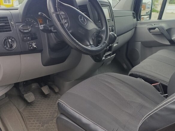 2007 Mercedes-Benz Sprinter, чёрный, 2300000 рублей - вид 2