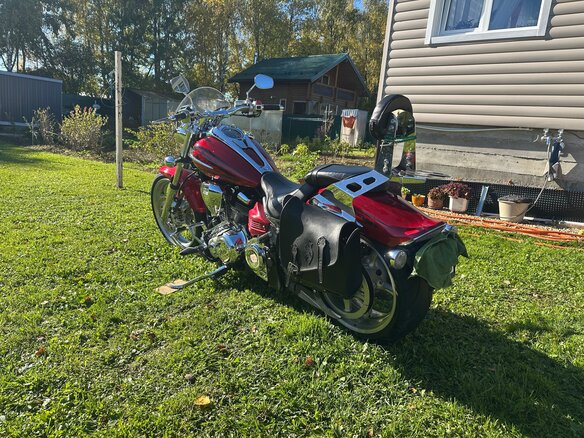 2009 Yamaha XV 1900, красный, 949000 рублей - вид 8