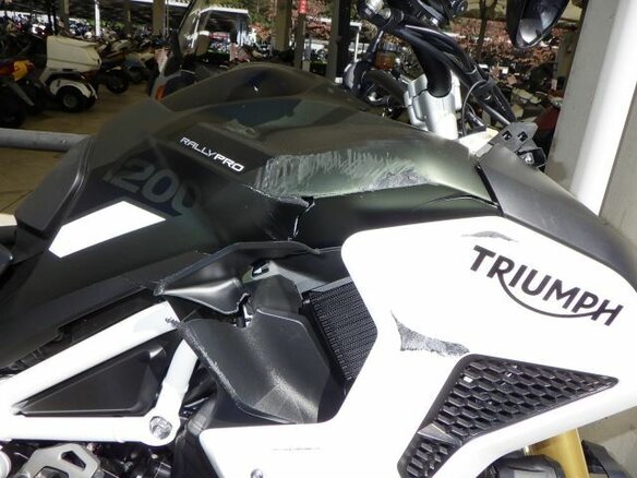 2022 Triumph Tiger 1200, зелёный, 490000 рублей - вид 26