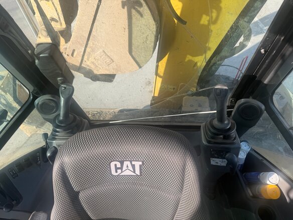 2020 Caterpillar 432, 7800000 рублей - вид 5