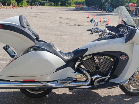 2008 Victory Vision Tour, белый, 899000 рублей, вид 4
