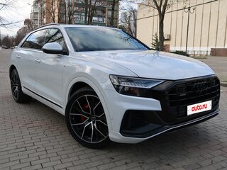2021 Audi Q8 55 TFSI I (4M), белый, 9100000 рублей, вид 3