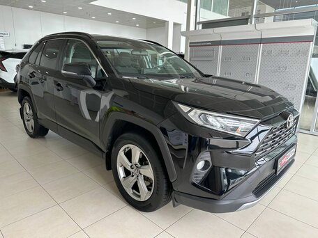 Toyota RAV4 V (XA50)