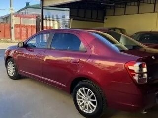 2014 Chevrolet Cobalt II, красный, 620000 рублей, вид 3