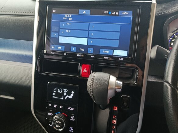 2019 Toyota Roomy I, белый, 1100000 рублей - вид 13