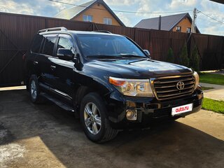2013 Toyota Land Cruiser 200 Series Рестайлинг 1, чёрный, 3600000 рублей, вид 3