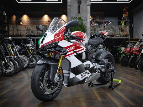 2026 Ducati Panigale V4, белый, 5490000 рублей, вид 1