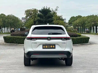 2024 Honda Vezel II Рестайлинг, белый, 1880000 рублей, вид 5