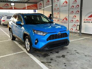 2021 Toyota RAV4 V (XA50), синий, 2650000 рублей, вид 3