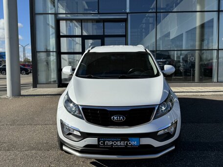 2015 Kia Sportage III Рестайлинг, белый, 1515000 рублей, вид 3