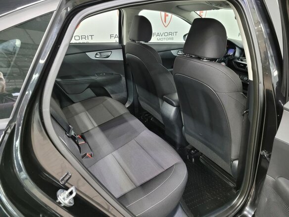 2022 Kia Cerato IV Рестайлинг, чёрный, 2174000 рублей - вид 15