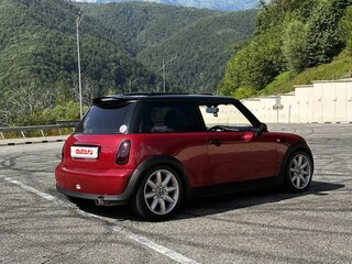 2002 Mini Hatch One I (R50), красный, 720000 рублей, вид 4