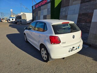 2012 Volkswagen Polo V, белый, 1200000 рублей, вид 4
