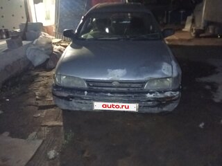 1992 Toyota Corolla VII (E100), серебристый, 100000 рублей, вид 1