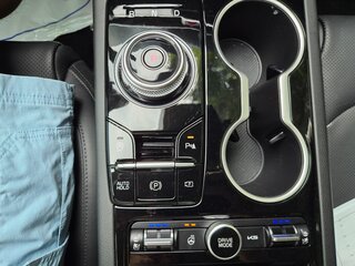2025 Kia K5 III Рестайлинг, чёрный, 2890000 рублей, вид 3