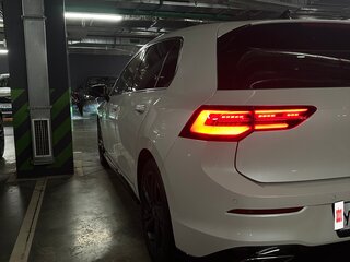 2021 Volkswagen Golf VIII, белый, 2600000 рублей, вид 3