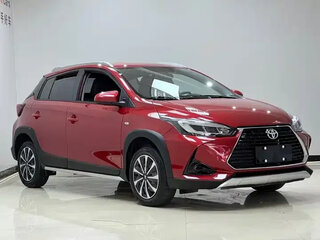 2022 Toyota Yaris L XP150 Рестайлинг, красный, 866000 рублей, вид 3