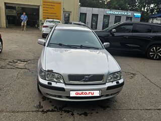 2000 Volvo V40 I Рестайлинг, серебристый, 230000 рублей, вид 2
