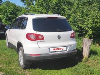 2010 Volkswagen Tiguan I, белый, 940000 рублей, вид 4