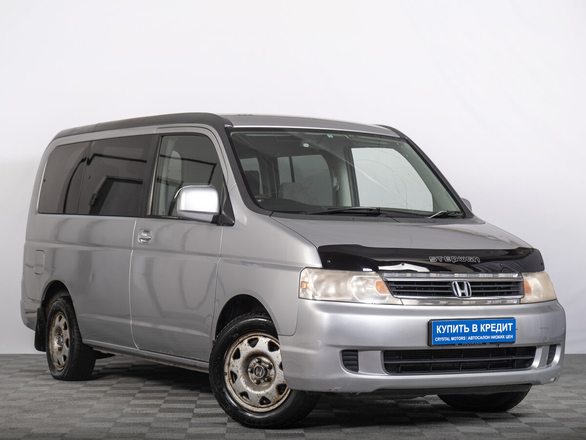 Открыть фотографии: Honda Stepwgn II Рестайлинг