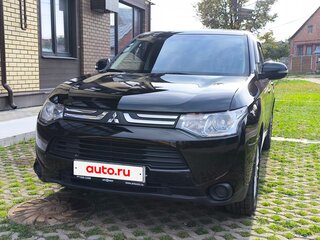 2013 Mitsubishi Outlander III, чёрный, 1199000 рублей, вид 2