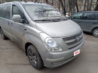 2015 Hyundai Grand Starex I, серый, 1900000 рублей, вид 3