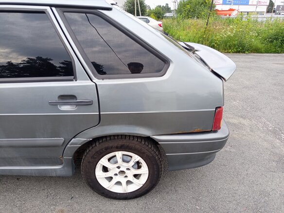 2010 Lada (ВАЗ) 2114, серый, 200000 рублей - вид 9