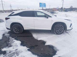 2020 Lexus RX 300 IV Рестайлинг, белый, 4800000 рублей, вид 4
