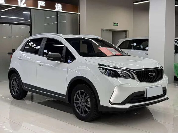 2022 Geely Vision X3 Pro, белый, 1100000 рублей - вид 2