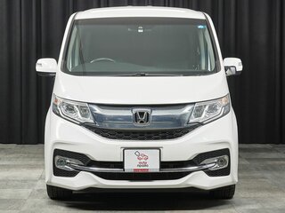 2015 Honda Stepwgn Spada V, белый, 1847000 рублей, вид 2