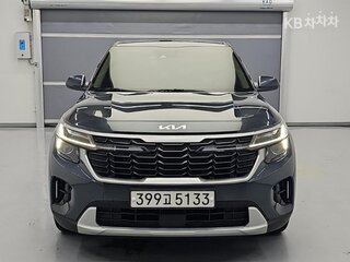 2022 Kia Seltos I Рестайлинг, серый, 1955000 рублей, вид 2