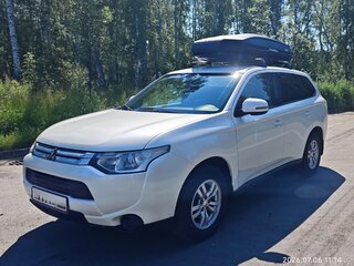 2013 Mitsubishi Outlander III, белый, 1048000 рублей, вид 4