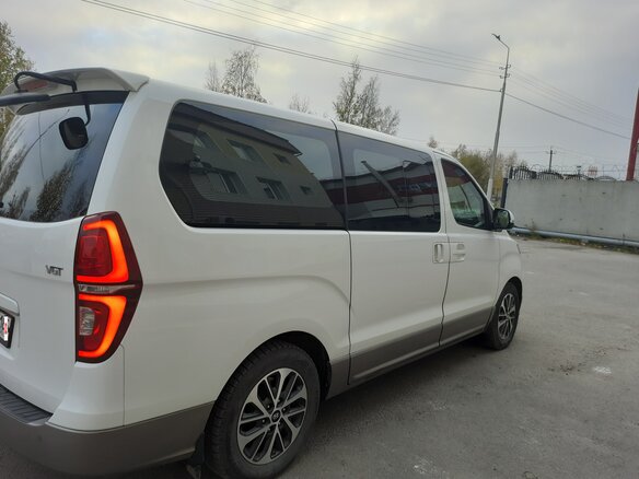 2019 Hyundai Grand Starex I Рестайлинг 2, белый, 3600000 рублей - вид 3