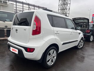 2013 Kia Soul I Рестайлинг, белый, 950000 рублей, вид 2