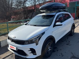 2020 Kia Rio X IV Рестайлинг, белый, 1570000 рублей, вид 1