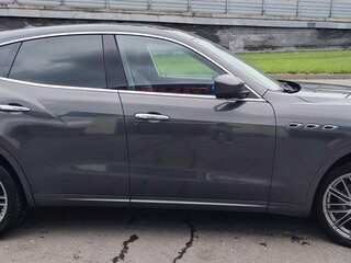 2017 Maserati Levante I, зелёный, 3499000 рублей, вид 4
