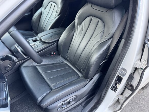 2018 BMW X6 40d II (F16), белый, 3500000 рублей - вид 15