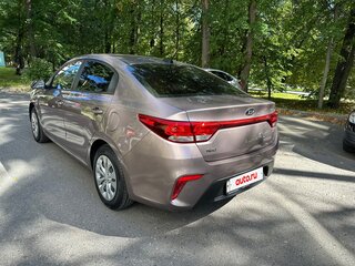 2019 Kia Rio IV, коричневый, 1250000 рублей, вид 5