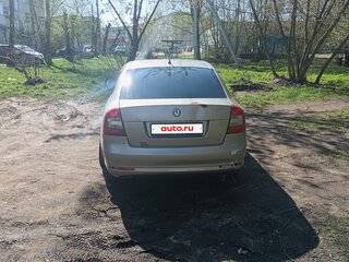 2011 Skoda Octavia II (A5) Рестайлинг, серый, 620000 рублей, вид 4