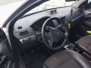 2013 Opel Astra H Рестайлинг, серебристый, 800000 рублей, вид 5