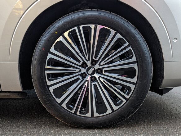 2026 Geely Galaxy M9 210, серый, 6200000 рублей - вид 34