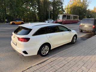 2019 Kia Ceed III, белый, 1330000 рублей, вид 4