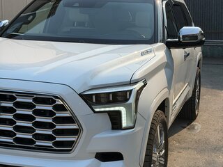 2023 Toyota Sequoia III, белый, 14600000 рублей, вид 3