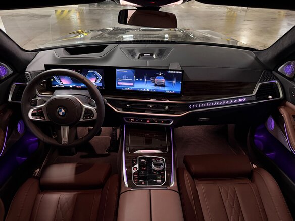 2026 BMW X7 40d I (G07) Рестайлинг, коричневый, 17990000 рублей - вид 9