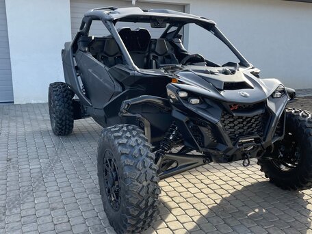 2025 BRP Can-Am Maverick R XRS, чёрный, 4799900 рублей, вид 4