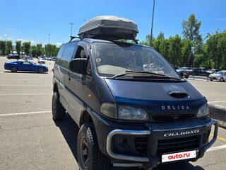 1988 Mitsubishi Delica III, синий, 900000 рублей, вид 2