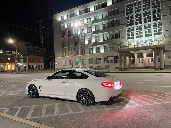 2015 BMW 4 серии 435i F32/F33/F36, белый, 3600000 рублей - вид 1