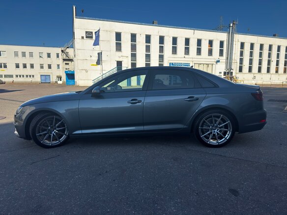 2019 Audi A4 V (B9), серый, 3348000 рублей - вид 10