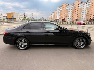 2019 Mercedes-Benz E-Класс 300 V (W213, S213, C238), чёрный, 3800000 рублей, вид 4